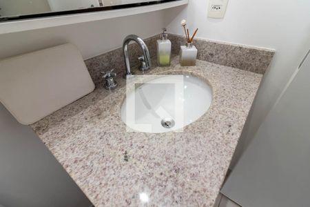Apartamento à venda com 64m², 2 quartos e 1 vagaBanheiro da Suíte