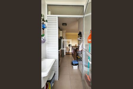 Apartamento à venda com 73m², 3 quartos e 1 vagaÁrea de Serviço
