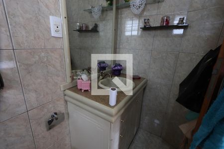 Casa à venda com 242m², 2 quartos e 4 vagasBanheiro da Suíte