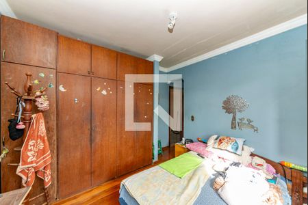 Casa à venda com 170m², 5 quartos e 4 vagas Casa à venda com 170m², 5 quartos e 4 vagasQuarto 4