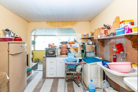 Casa à venda com 170m², 5 quartos e 4 vagas Casa à venda com 170m², 5 quartos e 4 vagasÁrea de Serviço