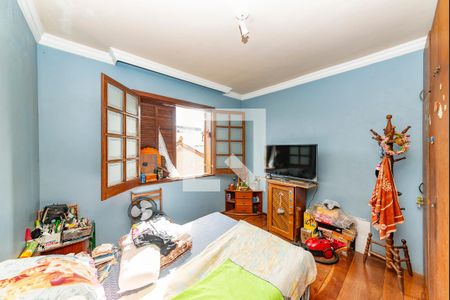 Casa à venda com 170m², 5 quartos e 4 vagas Casa à venda com 170m², 5 quartos e 4 vagasQuarto 4