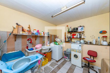 Casa à venda com 170m², 5 quartos e 4 vagas Casa à venda com 170m², 5 quartos e 4 vagasÁrea de Serviço