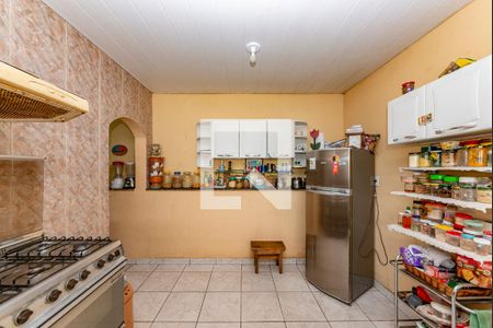 Casa à venda com 170m², 5 quartos e 4 vagas Casa à venda com 170m², 5 quartos e 4 vagasCozinha 2