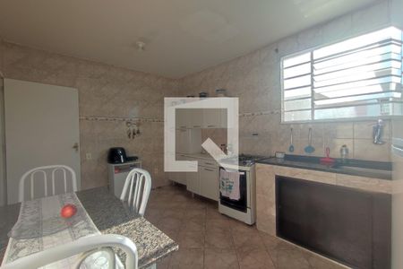 Casa para alugar com 140m², 3 quartos e 2 vagasCozinha