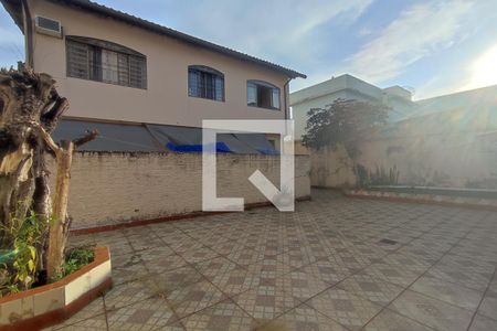 Casa para alugar com 140m², 3 quartos e 2 vagasÁrea comum