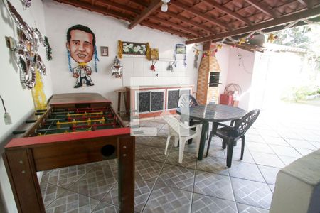 Casa à venda com 170m², 3 quartos e 2 vagasChurrasqueira