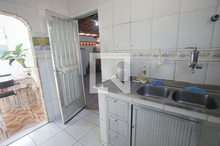 Casa à venda com 170m², 3 quartos e 2 vagasCozinha