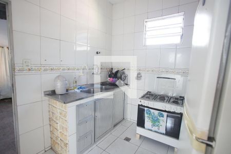 Casa à venda com 170m², 3 quartos e 2 vagasCozinha
