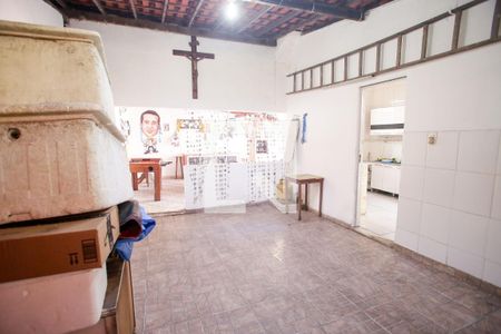 Casa à venda com 170m², 3 quartos e 2 vagasÁrea de Serviço