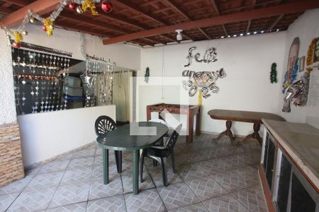 Casa à venda com 170m², 3 quartos e 2 vagasChurrasqueira