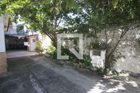 Casa à venda com 170m², 3 quartos e 2 vagasGaragem