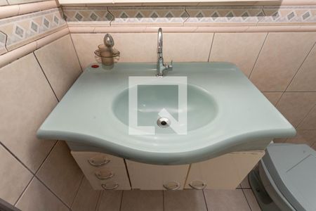 Casa à venda com 140m², 3 quartos e 1 vaga Casa à venda com 140m², 3 quartos e 1 vagaBanheiro