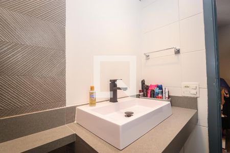 Apartamento à venda com 127m², 2 quartos e 2 vagasBanheiro da Suite