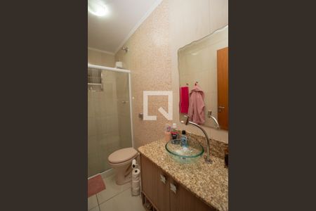 Casa à venda com 140m², 4 quartos e 3 vagasCasa 2 - Banheiro