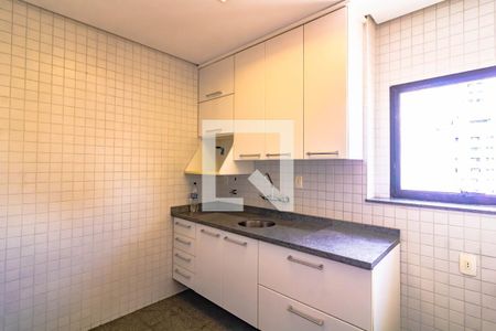 Apartamento à venda com 135m², 3 quartos e 2 vagasCozinha