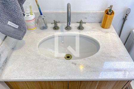 Apartamento à venda com 73m², 2 quartos e 1 vagaBanheiro da Suíte