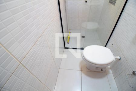 Casa à venda com 173m², 3 quartos e 3 vagasDependência de Serviço - Banheiro