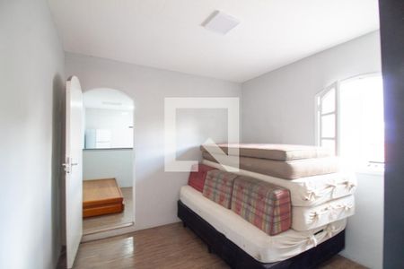 Casa à venda com 173m², 3 quartos e 3 vagasDependência de Serviço - Quarto