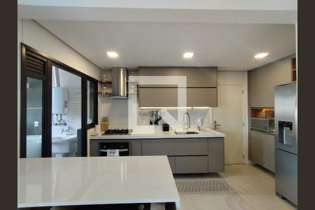 Apartamento à venda com 120m², 2 quartos e 2 vagasCozinha e Área de Serviço