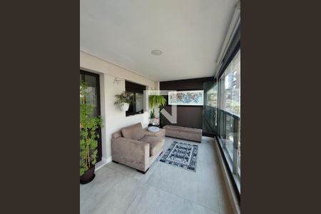 Apartamento à venda com 120m², 2 quartos e 2 vagasVaranda