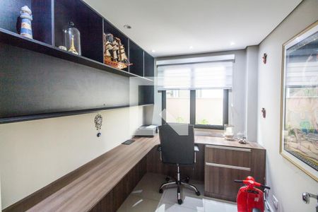 Casa de condomínio para alugar com 390m², 3 quartos e 2 vagasEscritório