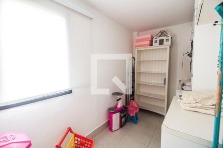 Casa de condomínio para alugar com 390m², 3 quartos e 2 vagasQuarto de Serviço