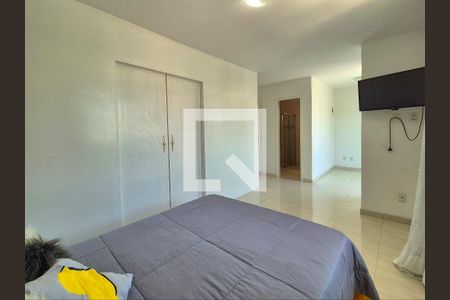 Casa de condomínio à venda com 140m², 4 quartos e 2 vagasSuite