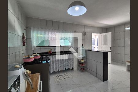 Casa de condomínio à venda com 140m², 4 quartos e 2 vagascozinha