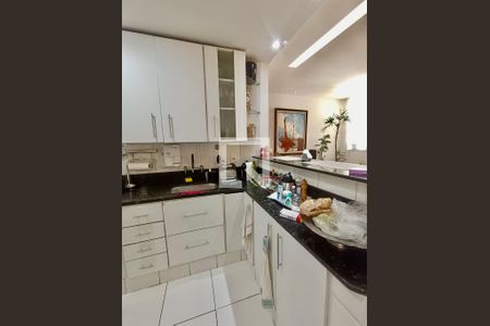 Apartamento à venda com 90m², 3 quartos e sem vagaCozinha