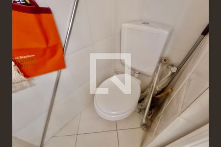 Apartamento à venda com 90m², 3 quartos e sem vagaBanheiro serviço