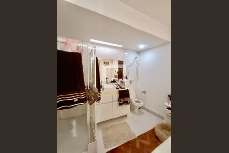 Apartamento à venda com 90m², 3 quartos e sem vagaBanheiro da Suíte