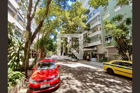 Apartamento à venda com 90m², 3 quartos e sem vagaVista da Rua