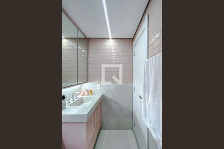 Apartamento para alugar com 265m², 3 quartos e 2 vagasBanheiro da Suíte 1