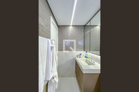 Apartamento para alugar com 265m², 3 quartos e 2 vagasBanheiro da Suíte 2