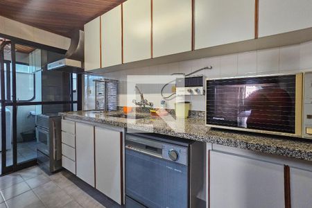 Apartamento para alugar com 110m², 3 quartos e 2 vagasCozinha