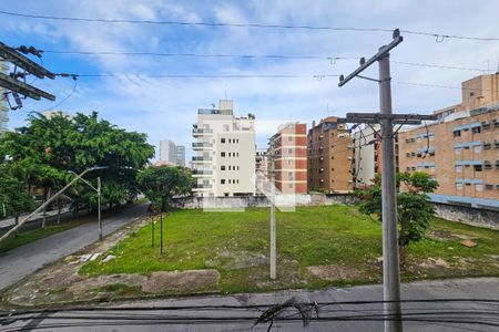 Vista de apartamento para alugar com 3 quartos, 110m² em Balneario Cidade Atlantica, Guarujá
