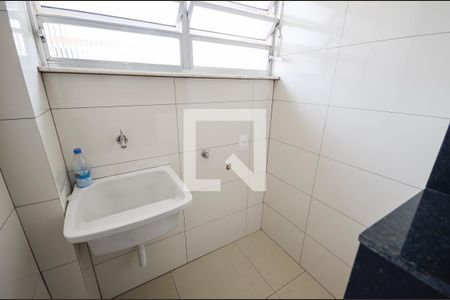 Apartamento para alugar com 70m², 2 quartos e 1 vagaÁrea de Serviço