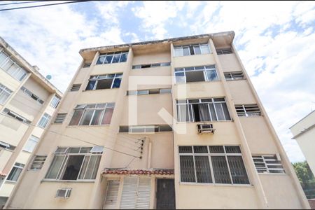 Apartamento para alugar com 70m², 2 quartos e 1 vagaFachada do bloco