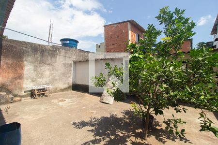 Casa para alugar com 145m², 2 quartos e 1 vagaQuintal