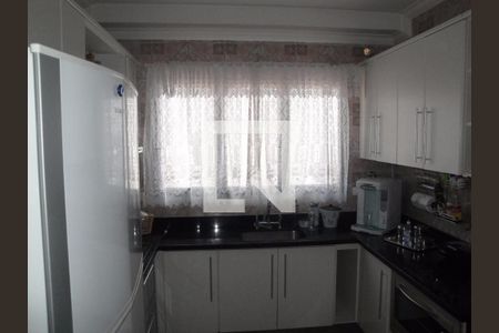 Apartamento à venda com 127m², 3 quartos e 2 vagas Apartamento à venda com 127m², 3 quartos e 2 vagasCozinha