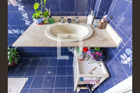 Apartamento à venda com 90m², 2 quartos e sem vagaBanheiro