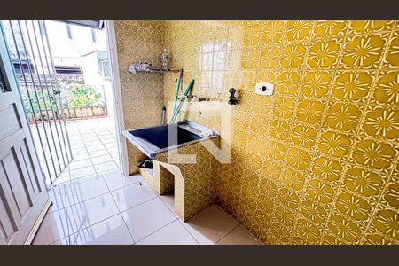 Casa à venda com 297m², 4 quartos e 4 vagas Casa à venda com 297m², 4 quartos e 4 vagasÁrea de Serviço