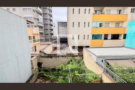 Casa à venda com 297m², 4 quartos e 4 vagas Casa à venda com 297m², 4 quartos e 4 vagasQuarto 3 Vista