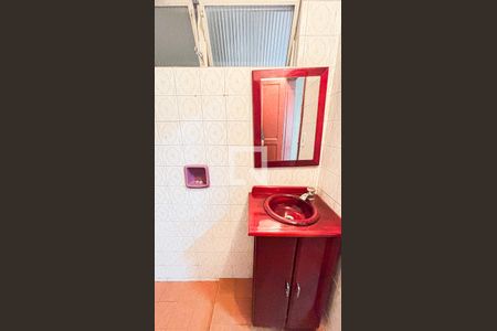 Casa à venda com 297m², 4 quartos e 4 vagas Casa à venda com 297m², 4 quartos e 4 vagasGaragem - Banheiro