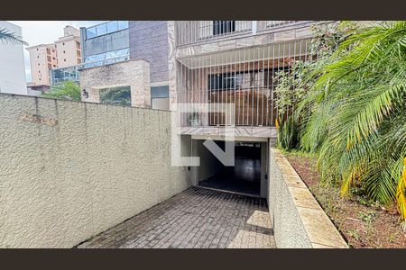 Casa à venda com 297m², 4 quartos e 4 vagas Casa à venda com 297m², 4 quartos e 4 vagasGaragem