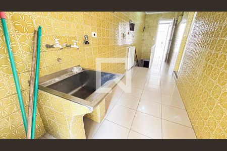 Casa à venda com 297m², 4 quartos e 4 vagas Casa à venda com 297m², 4 quartos e 4 vagasÁrea de Serviço