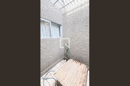 Casa à venda com 297m², 4 quartos e 4 vagas Casa à venda com 297m², 4 quartos e 4 vagasJardim de Inverno