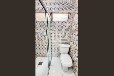 Casa à venda com 297m², 4 quartos e 4 vagas Casa à venda com 297m², 4 quartos e 4 vagasBanheiro da Suíte