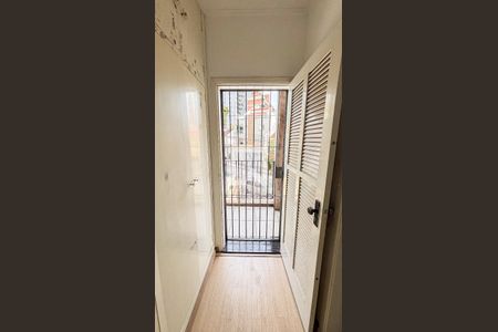 Casa à venda com 297m², 4 quartos e 4 vagas Casa à venda com 297m², 4 quartos e 4 vagasCloset da suíte